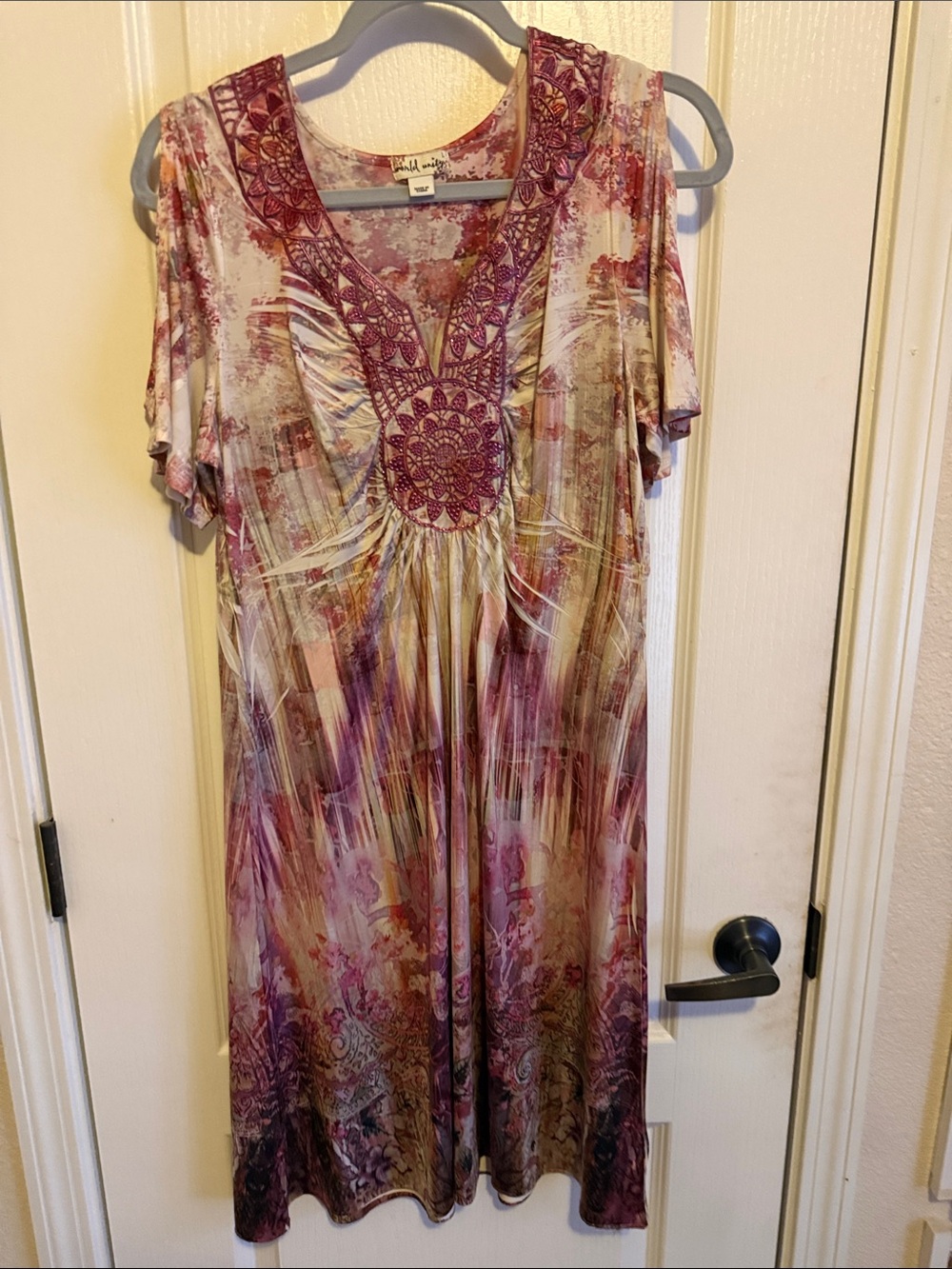 Cold-Shoulder Mauve & Cream Floral Midi Dress with Embroidered V-Neck